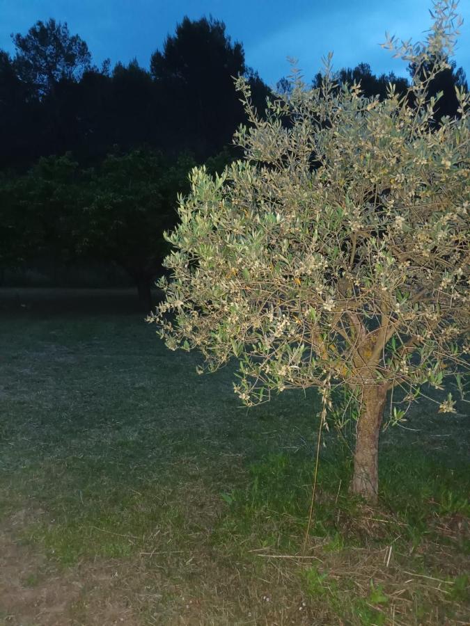 Vila Location Venelles Exteriér fotografie